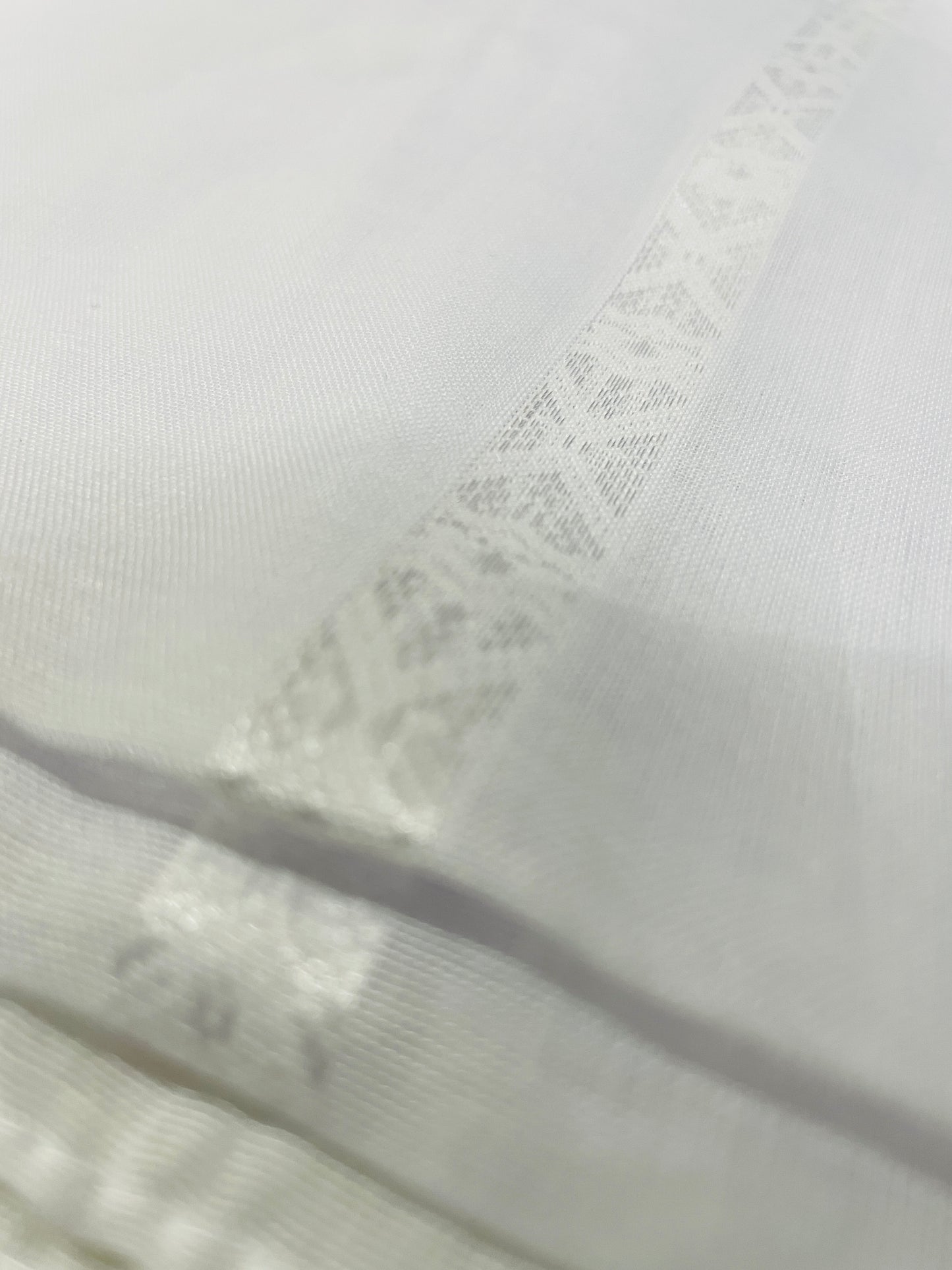 White Jacquard Shoulder Scarf | Kufiya | Shemagh